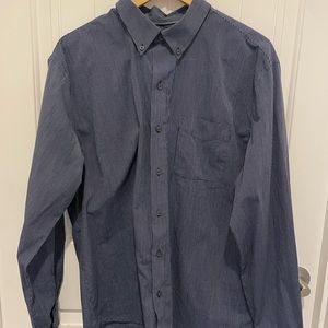 Van Heusen Classic Fit Blue/White small stripe Button Down Shirt Men's Size XL